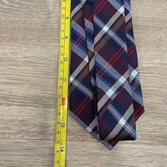Tommy Hilfiger Tailored Silk Blend Blue and White Plaid Neck Tie - Picture 8 of 8
